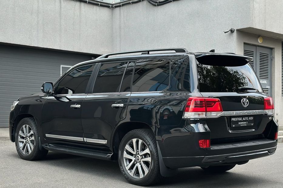 Продам Toyota Land Cruiser 200 PREMIUM B6 Бронь 2017 года в Киеве