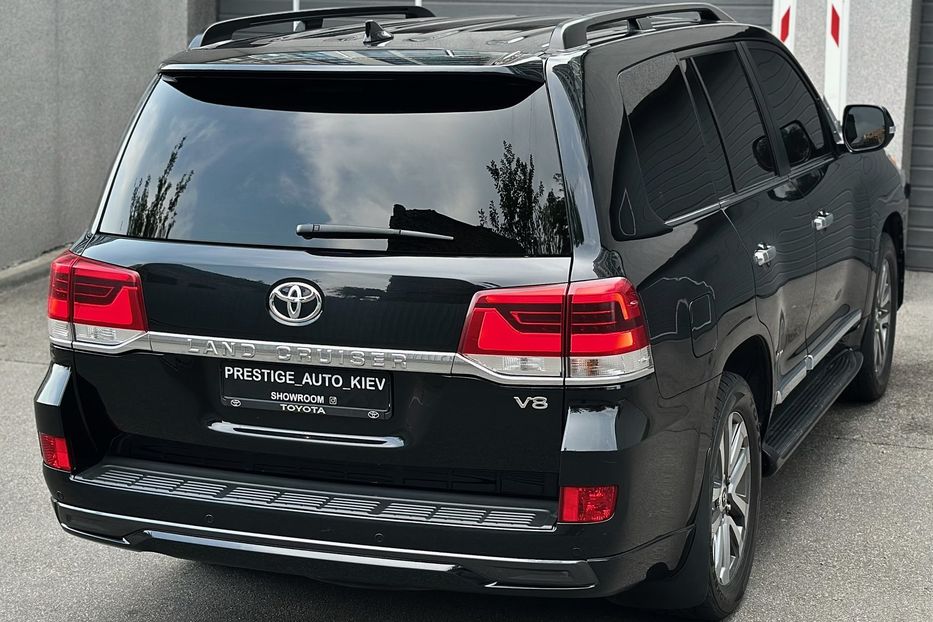 Продам Toyota Land Cruiser 200 PREMIUM B6 Бронь 2017 года в Киеве