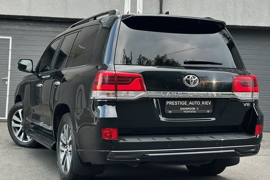 Продам Toyota Land Cruiser 200 PREMIUM B6 Бронь 2017 года в Киеве
