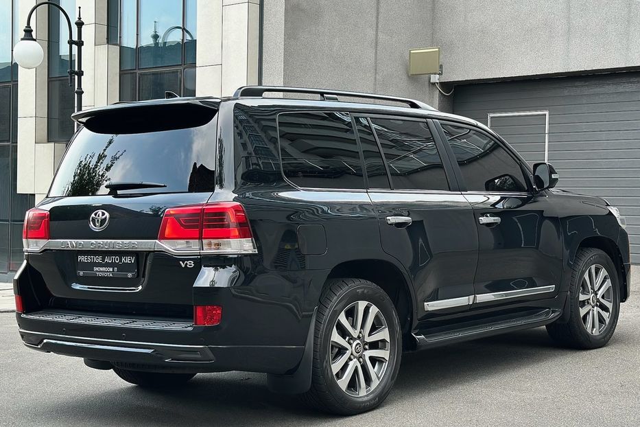 Продам Toyota Land Cruiser 200 PREMIUM B6 Бронь 2017 года в Киеве
