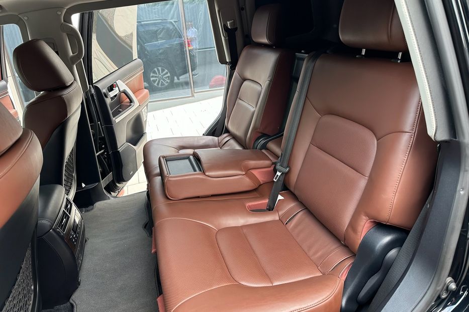 Продам Toyota Land Cruiser 200 PREMIUM B6 Бронь 2017 года в Киеве