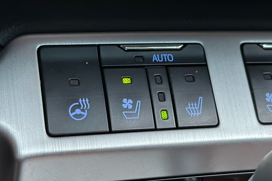 Продам Toyota Land Cruiser 200 PREMIUM B6 Бронь 2017 года в Киеве
