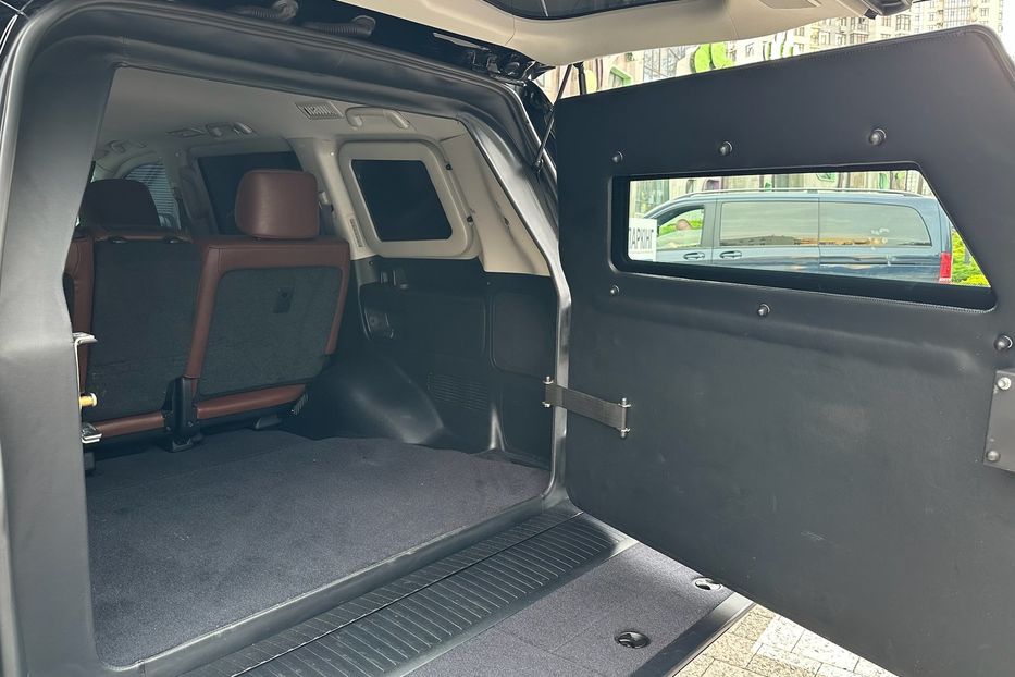 Продам Toyota Land Cruiser 200 PREMIUM B6 Бронь 2017 года в Киеве