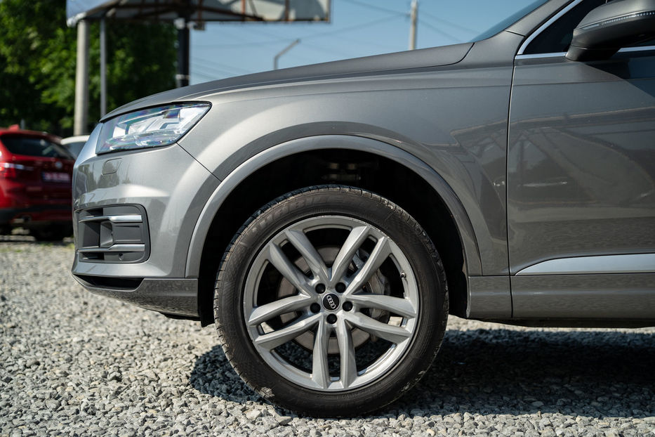 Продам Audi Q7 Prestige 2017 года в Черновцах
