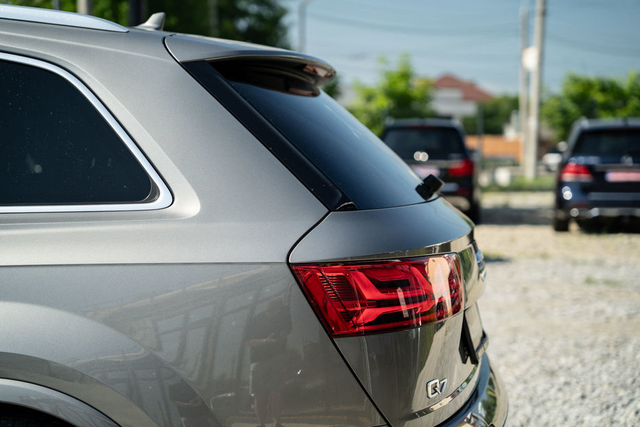 Продам Audi Q7 Prestige 2017 года в Черновцах