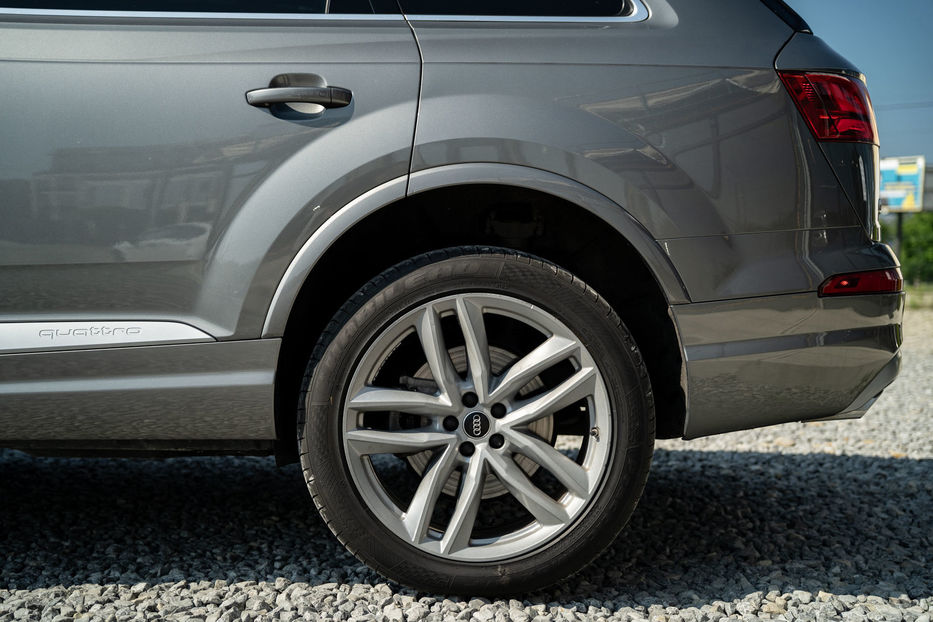 Продам Audi Q7 Prestige 2017 года в Черновцах