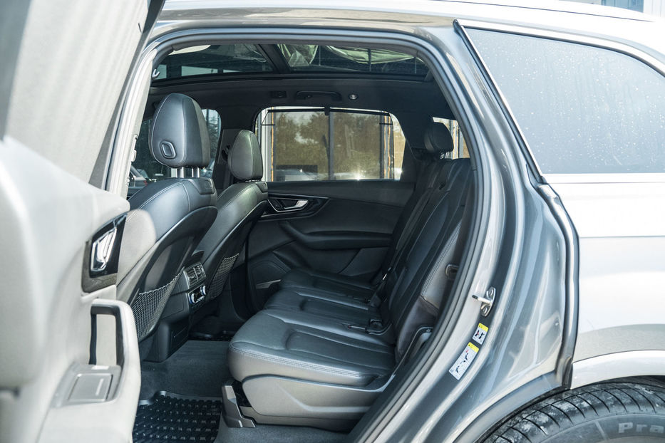 Продам Audi Q7 Prestige 2017 года в Черновцах