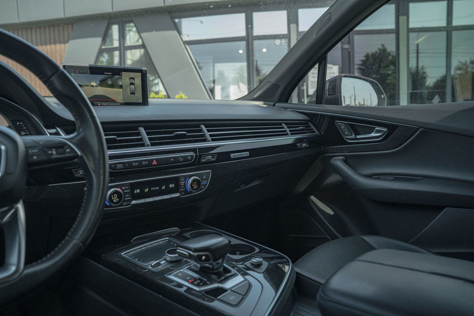 Продам Audi Q7 Prestige 2017 года в Черновцах