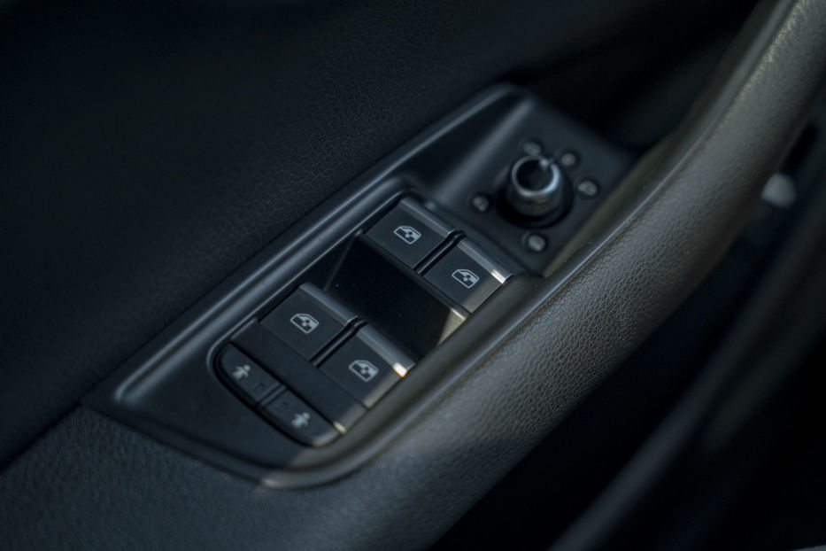 Продам Audi Q7 Prestige 2017 года в Черновцах