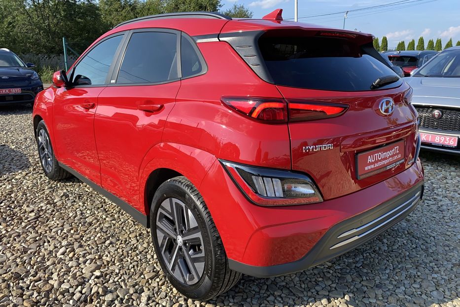 Продам Hyundai Kona 64кВтК-тКолісПідгрівсиднькерма 2021 года в Львове