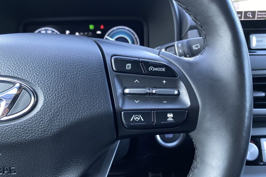 Продам Hyundai Kona 64кВтК-тКолісПідгрівсиднькерма 2021 года в Львове