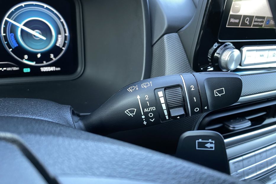Продам Hyundai Kona 64кВтК-тКолісПідгрівсиднькерма 2021 года в Львове