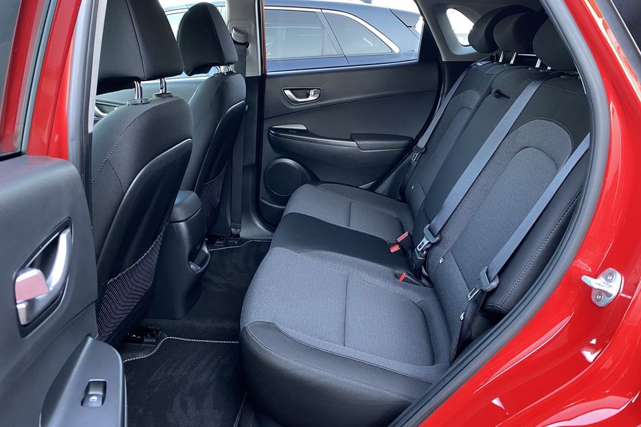 Продам Hyundai Kona 64кВтК-тКолісПідгрівсиднькерма 2021 года в Львове
