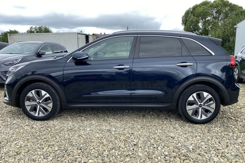 Продам Kia Niro 64 кВт Макс. комплектація 2020 года в Львове