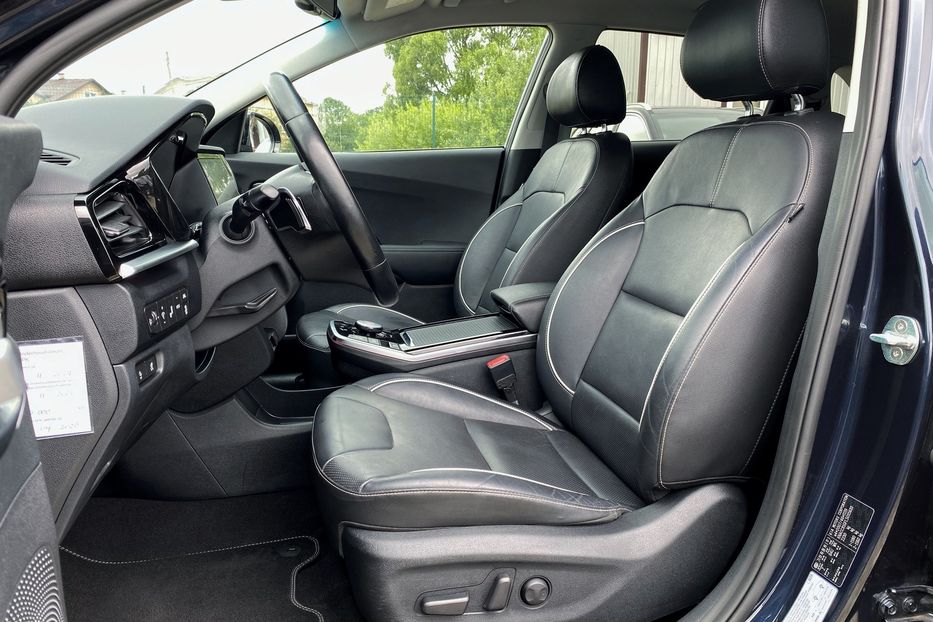 Продам Kia Niro 64 кВт Макс. комплектація 2020 года в Львове