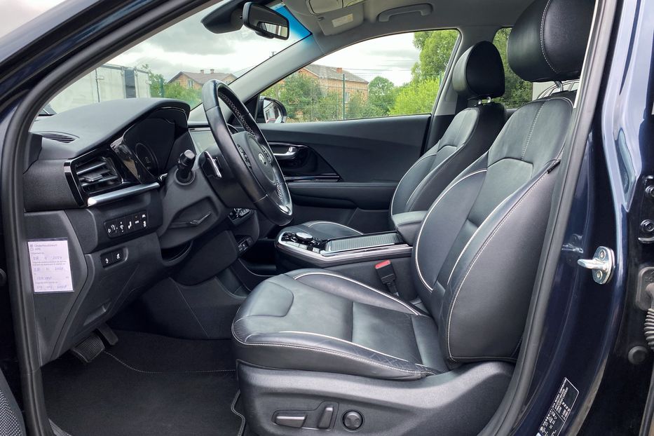 Продам Kia Niro 64 кВт Макс. комплектація 2020 года в Львове