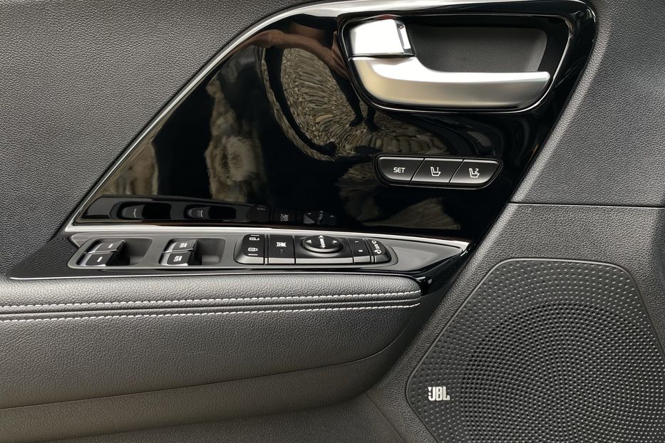 Продам Kia Niro 64 кВт Макс. комплектація 2020 года в Львове