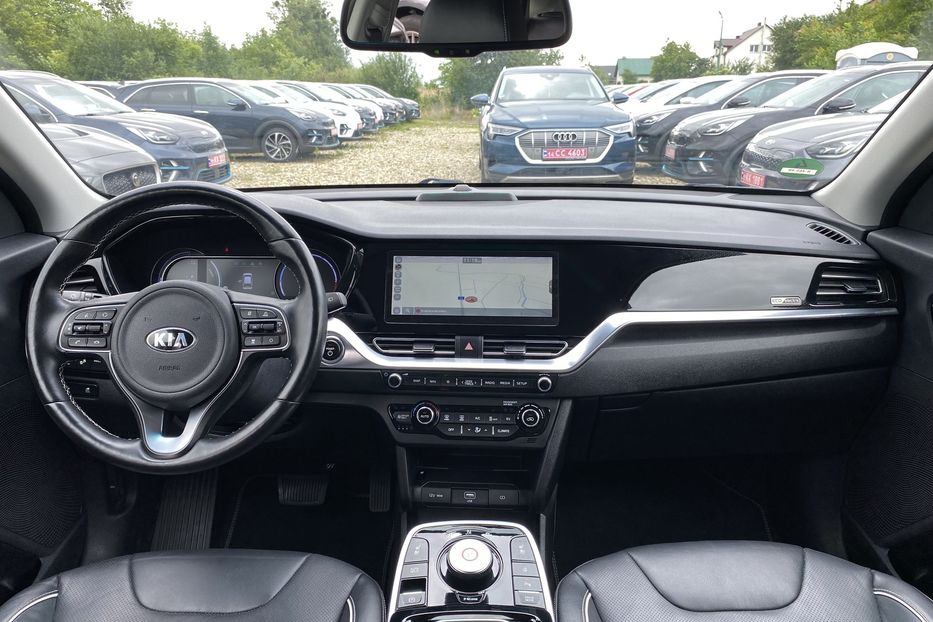 Продам Kia Niro 64 кВт Макс. комплектація 2020 года в Львове