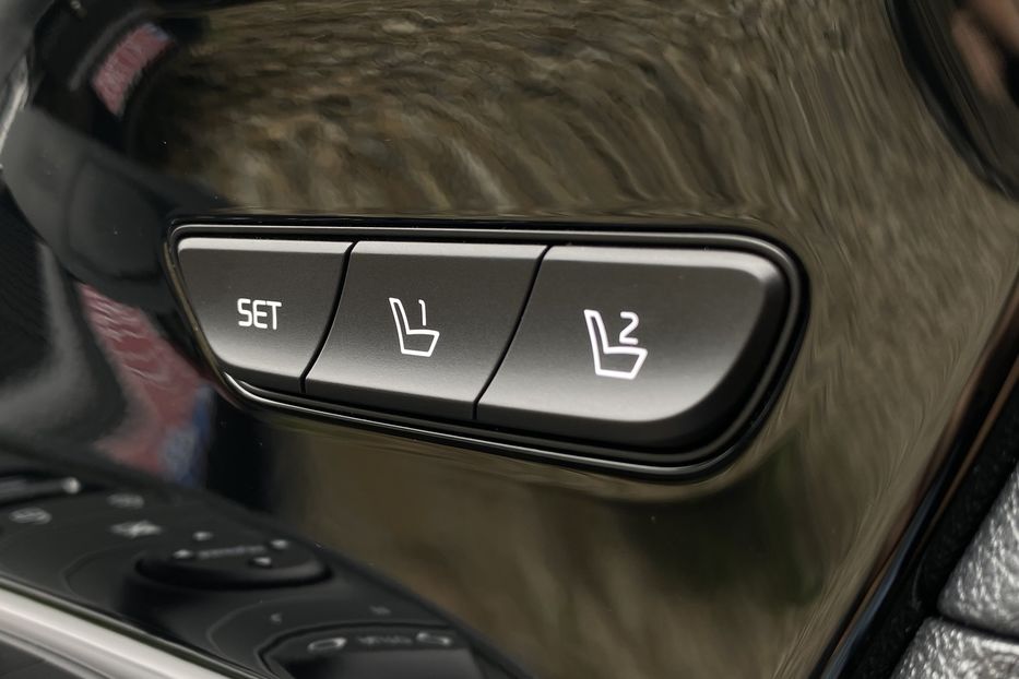 Продам Kia Niro 64 кВт Макс. комплектація 2020 года в Львове