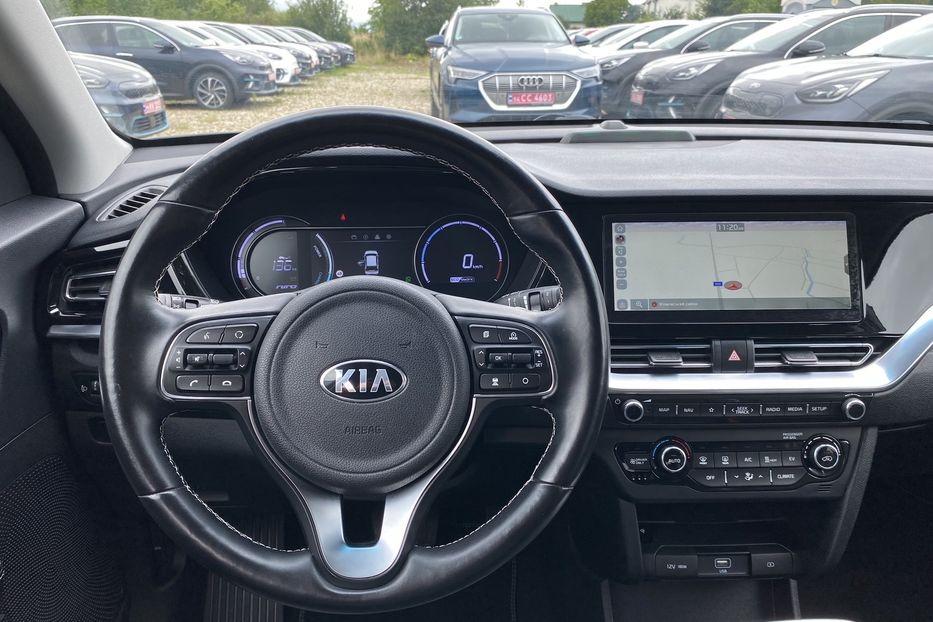 Продам Kia Niro 64 кВт Макс. комплектація 2020 года в Львове