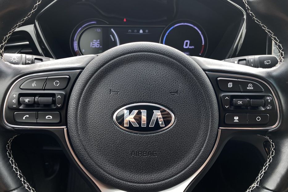 Продам Kia Niro 64 кВт Макс. комплектація 2020 года в Львове