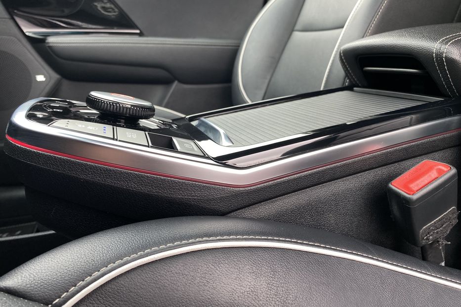 Продам Kia Niro 64 кВт Макс. комплектація 2020 года в Львове