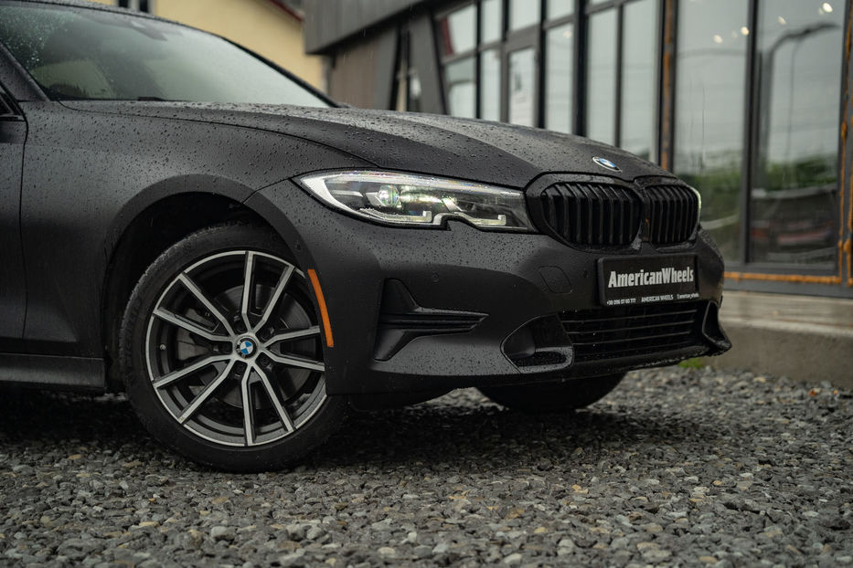 Продам BMW 330 i xDrive 2019 года в Черновцах