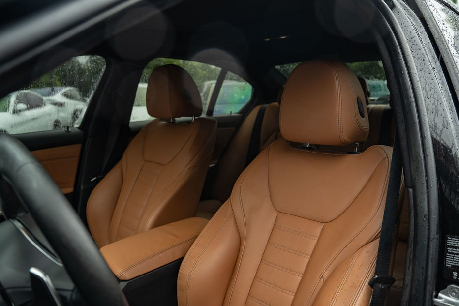 Продам BMW 330 i xDrive 2019 года в Черновцах
