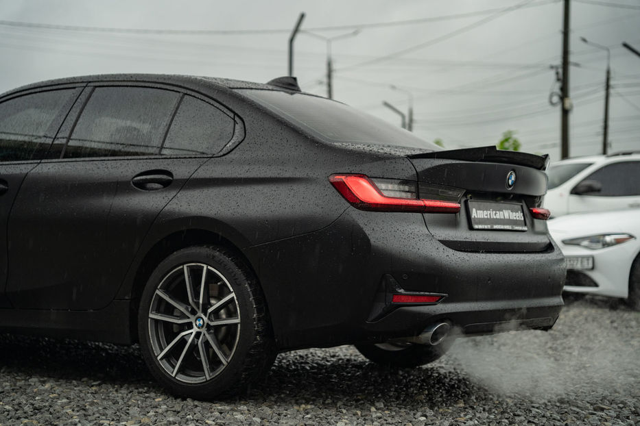 Продам BMW 330 i xDrive 2019 года в Черновцах