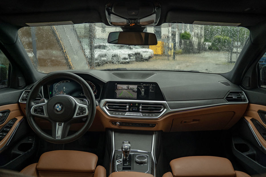 Продам BMW 330 i xDrive 2019 года в Черновцах