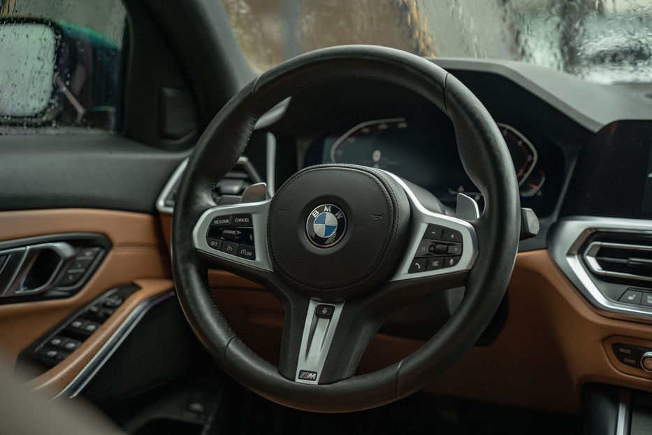 Продам BMW 330 i xDrive 2019 года в Черновцах