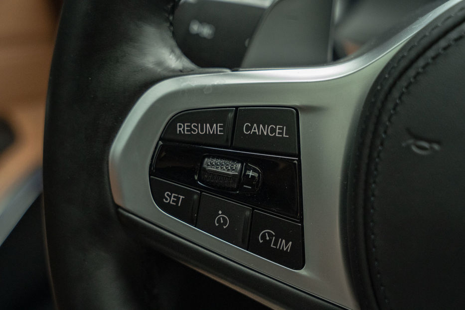 Продам BMW 330 i xDrive 2019 года в Черновцах