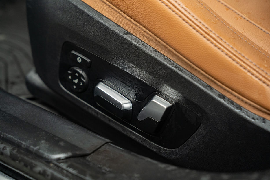Продам BMW 330 i xDrive 2019 года в Черновцах