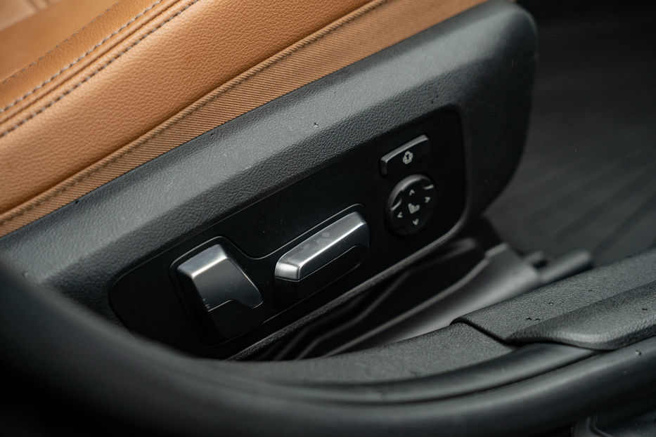 Продам BMW 330 i xDrive 2019 года в Черновцах