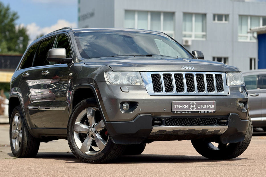 Продам Jeep Grand Cherokee 2011 года в Киеве