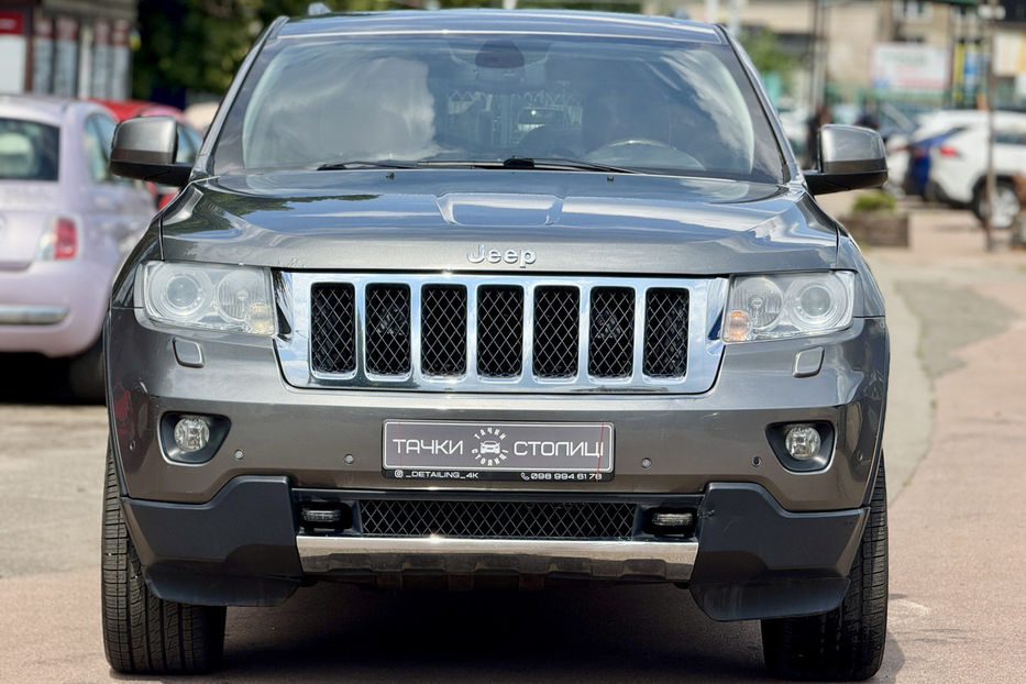 Продам Jeep Grand Cherokee 2011 года в Киеве