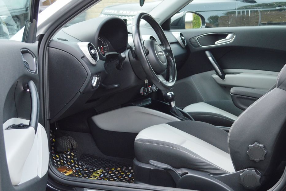 Продам Audi A1 2010 года в Одессе