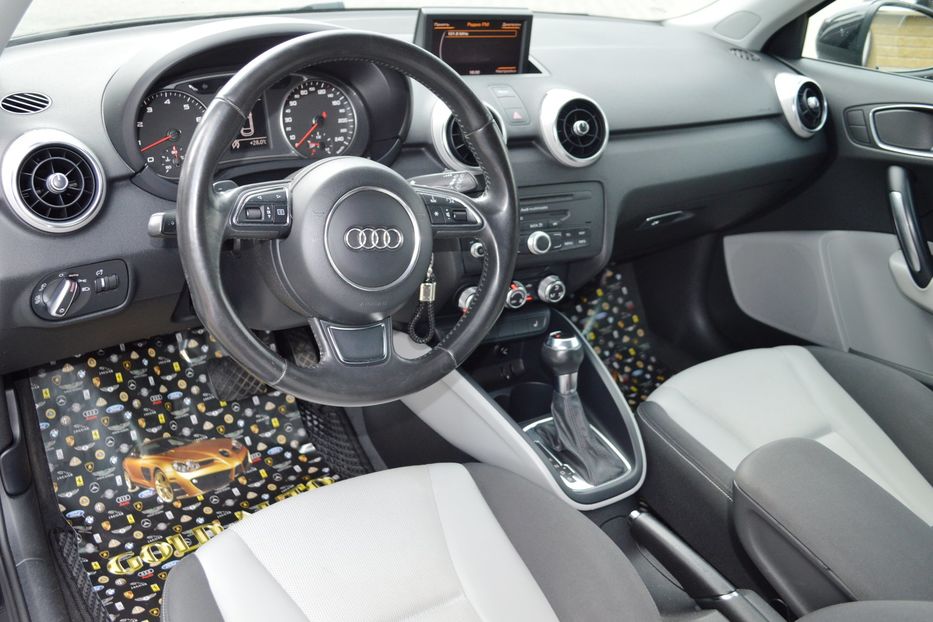 Продам Audi A1 2010 года в Одессе