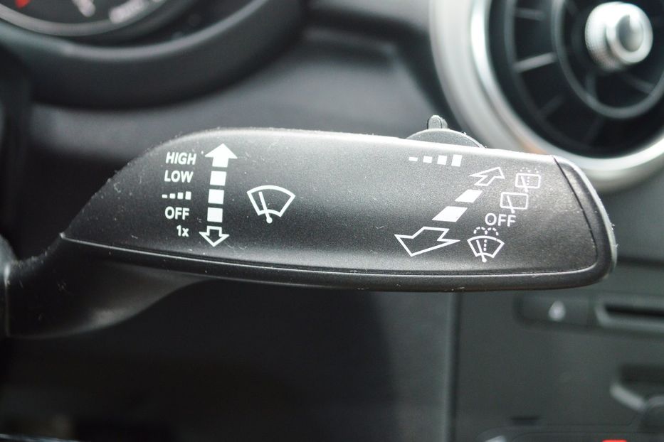 Продам Audi A1 2010 года в Одессе
