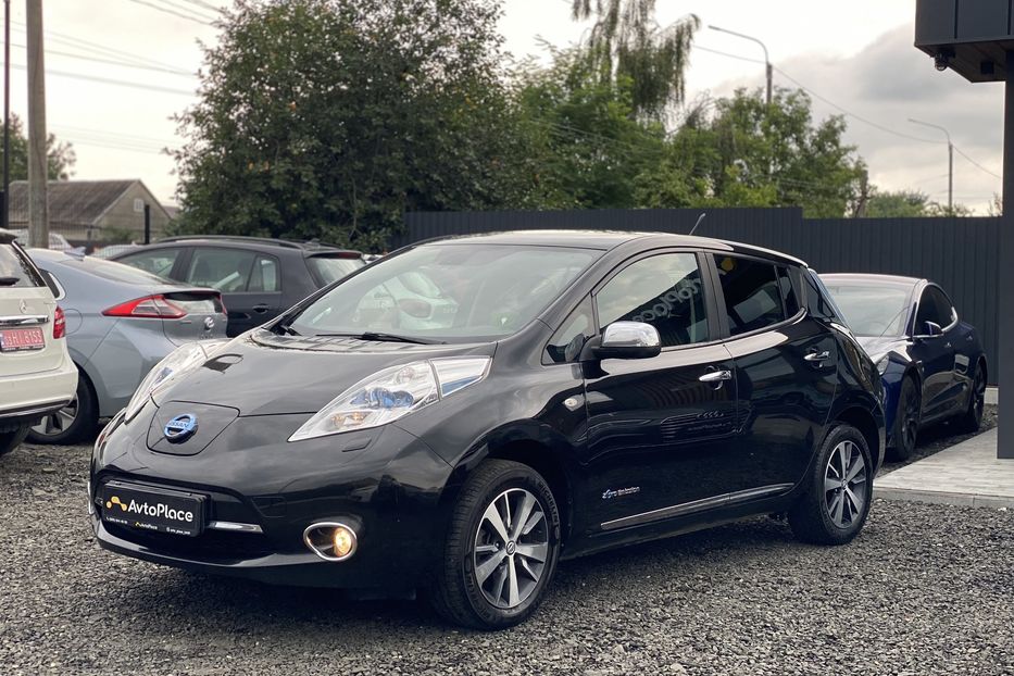 Продам Nissan Leaf 2013 года в Луцке