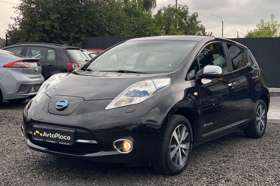 Продам Nissan Leaf 2013 года в Луцке