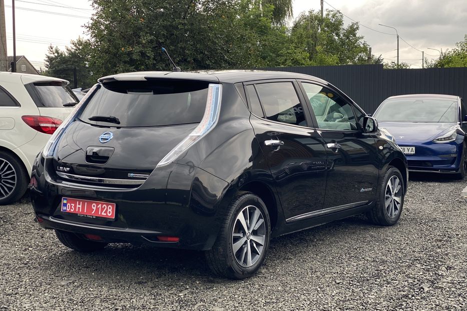 Продам Nissan Leaf 2013 года в Луцке
