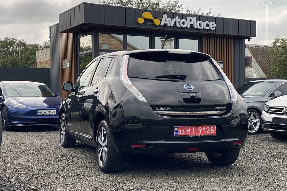 Продам Nissan Leaf 2013 года в Луцке