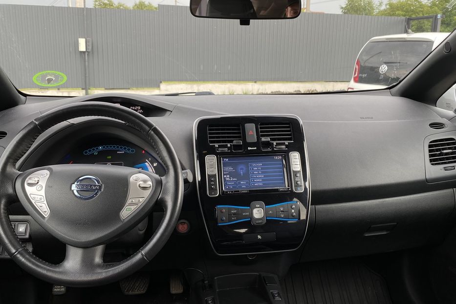 Продам Nissan Leaf 2013 года в Луцке