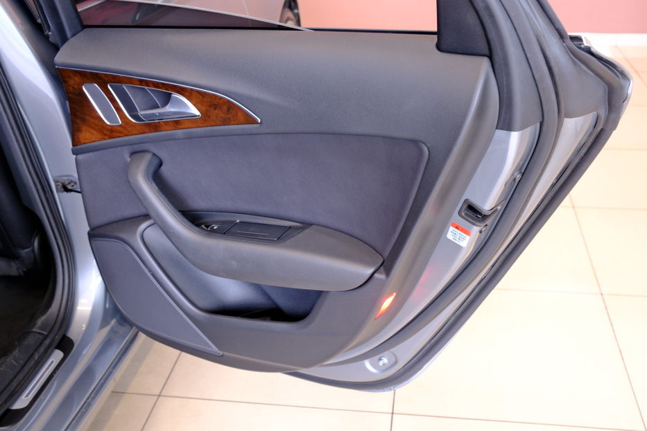 Продам Audi A6 2014 года в Одессе
