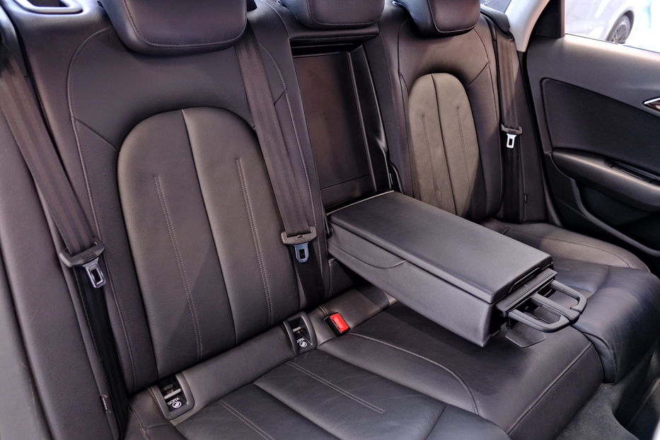 Продам Audi A6 2014 года в Одессе