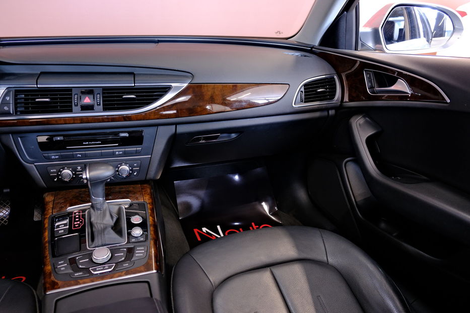 Продам Audi A6 2014 года в Одессе