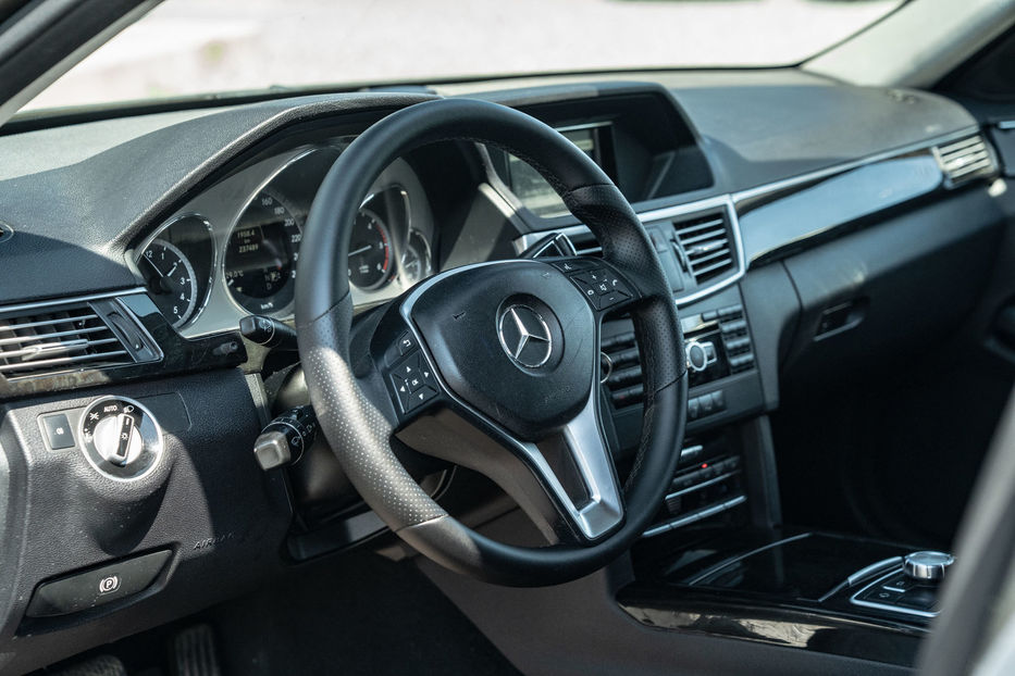 Продам Mercedes-Benz E-Class 200 CDI 2012 года в Черновцах