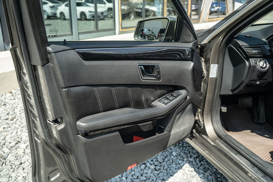 Продам Mercedes-Benz E-Class 200 CDI 2012 года в Черновцах