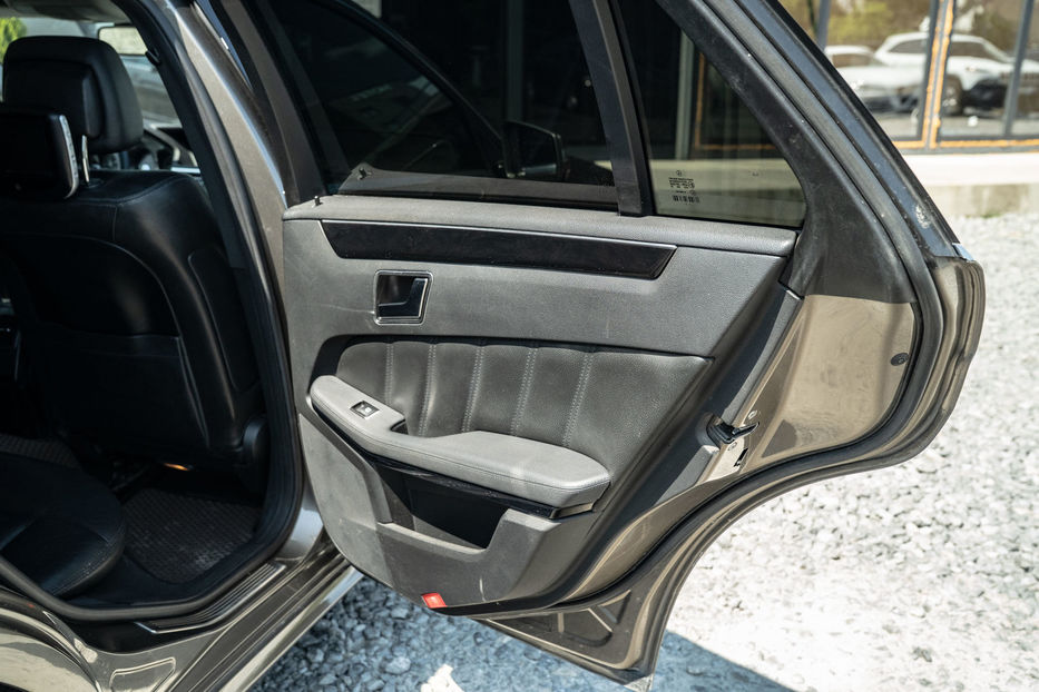Продам Mercedes-Benz E-Class 200 CDI 2012 года в Черновцах